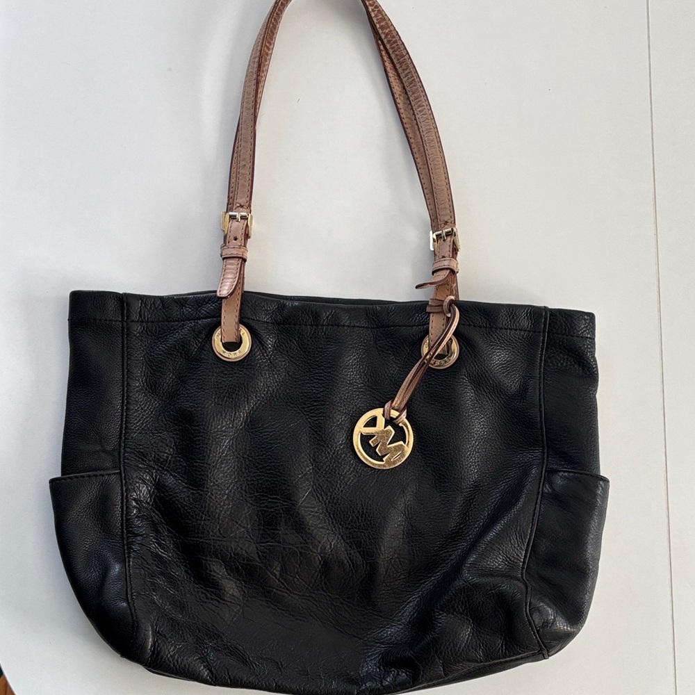 Elegant Black Leather Tote Bag